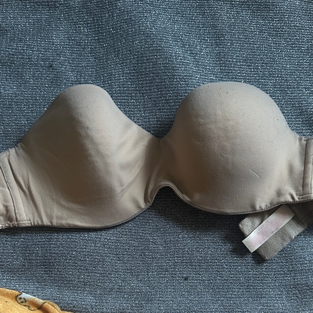 Victoria's Secret Smooth Beige Bra